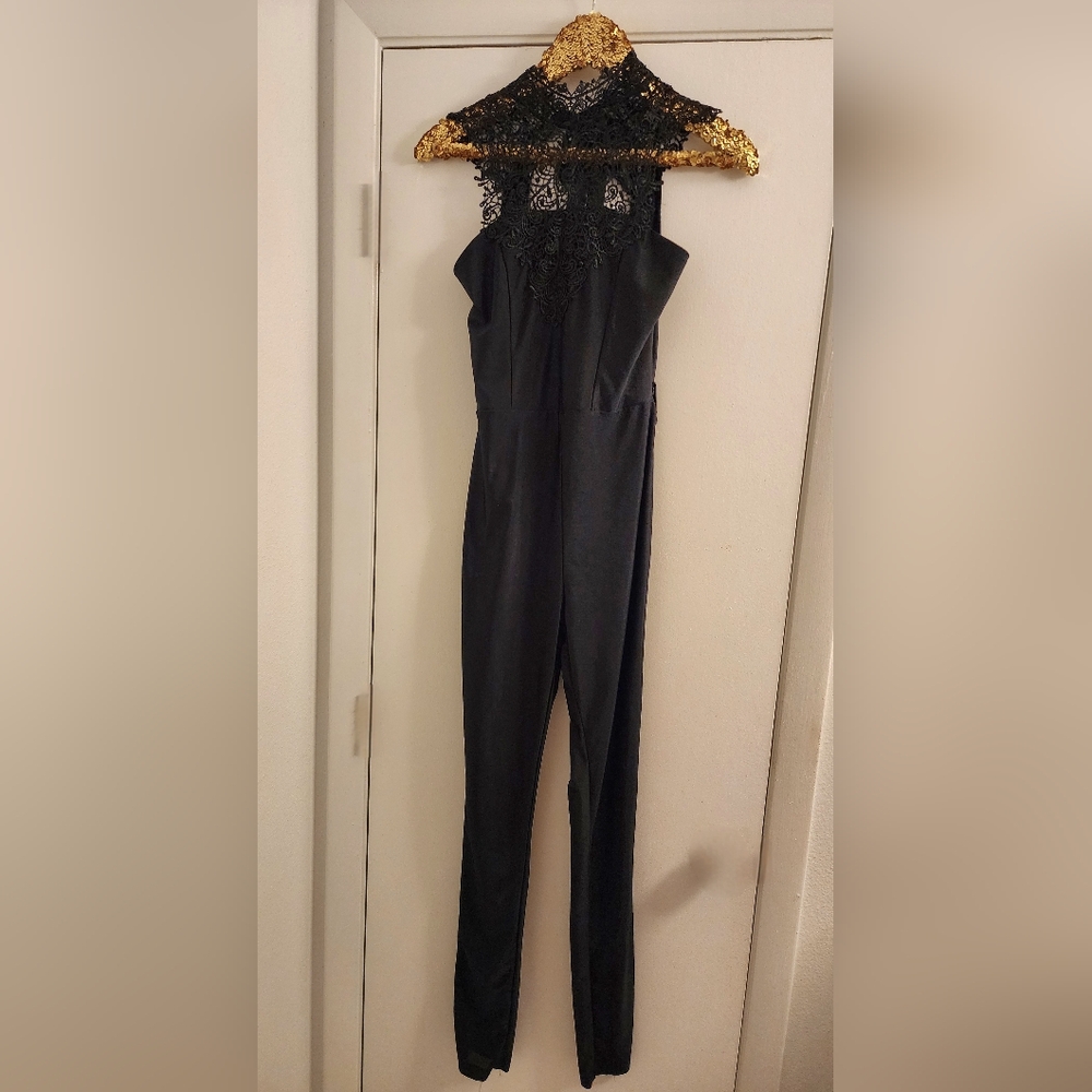 Black Lace Halter Jumpsuit | Elegant Sleeveless One-Piece | Size M